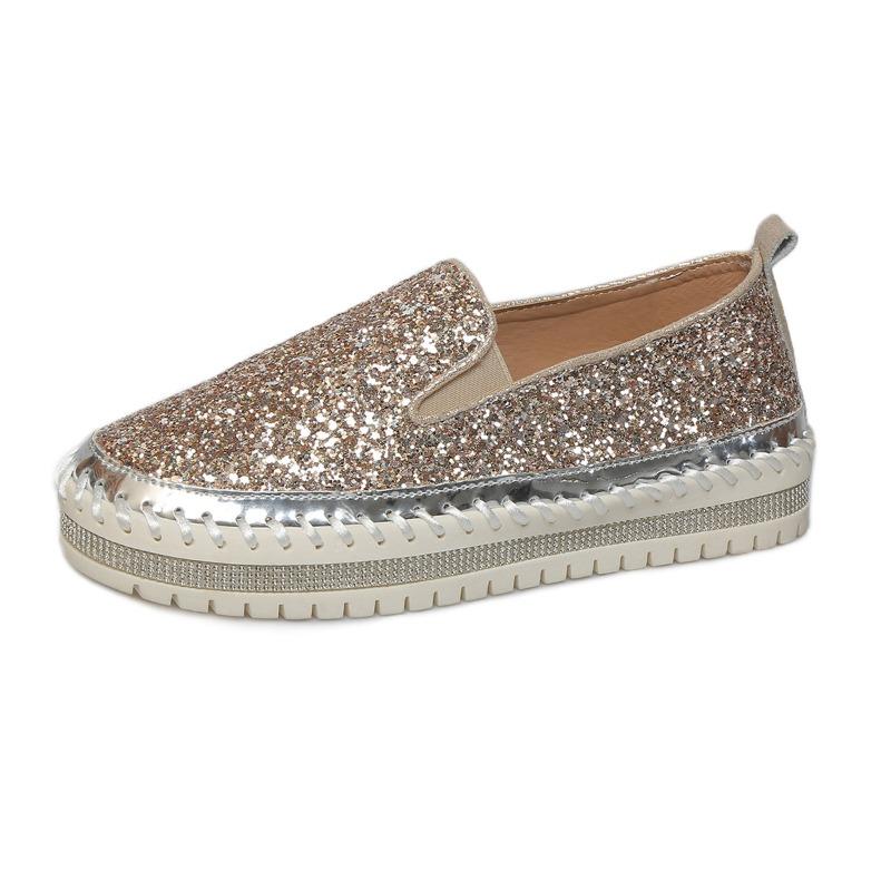 Women’s Plus-Size Platform Slip-On Loafers Casual Flat Shoes Spring Everyday Wear