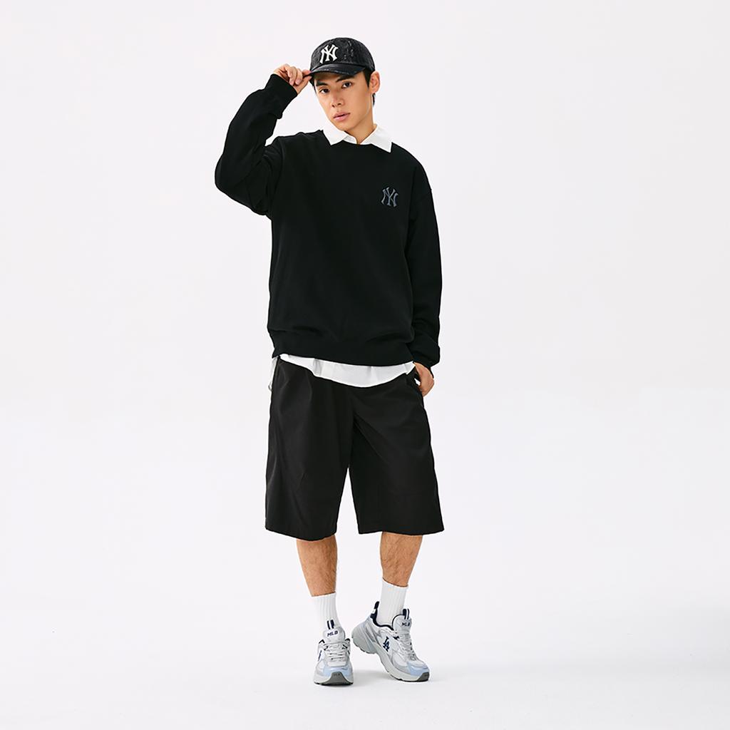 New MLB MONOGRAM Collection New York Yankees FW25 Sweatshirt Unisex Black 3AMTM0654-50BKS
