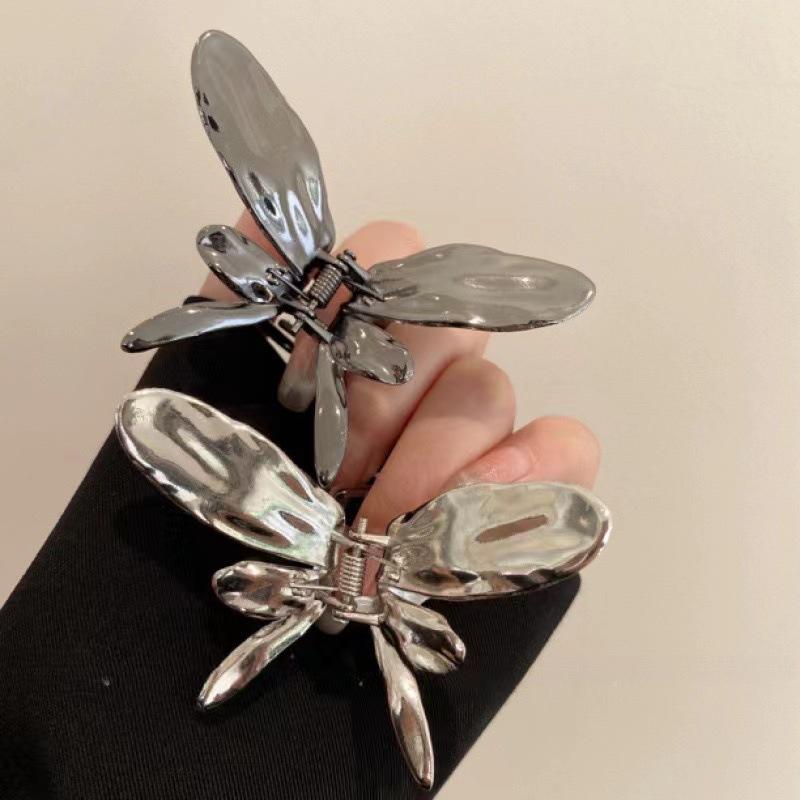Butterfly Hair Claw Gothic Metal Hair Clip Lightning Irregular Claw Clip Crab Hairpin Barrettes for Women Headwear Accessories