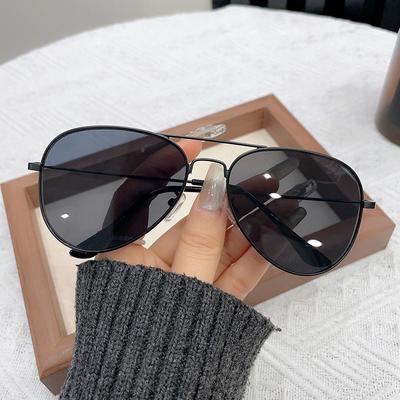 Occhiali da sole Pilot ad alta definizione per uomo Occhiali da guida Toad Occhiali da vista colorati alla moda Occhiali unisex con montatura grande