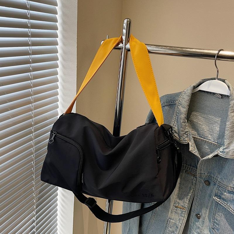 Sports Style Large Capacity Fitness Bag Contrast Color Design Shoulder Crossbody Bag Pillow Bag