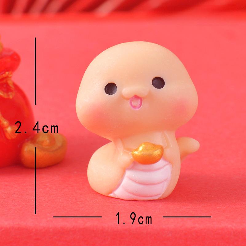 New Year's Wealth-attracting Decorative Item Cartoon Snake Year Small Decorative Item Fuwang Resin Handicraft