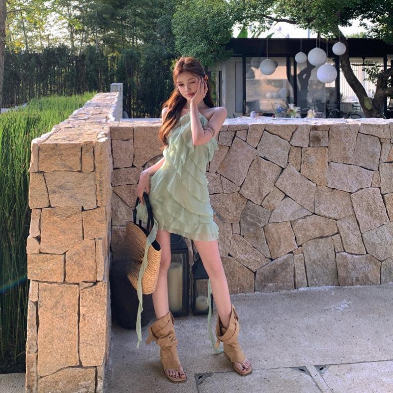 Pure desire green neck ruffle leaf edge dress women's summer new niche design feeling waist and thin fairy short skirt