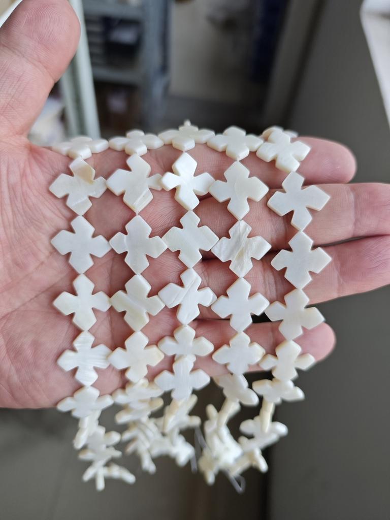 Natural White Mother Of Pearl Shell Beads Loose Flat Oval Teeth Round Star Nugget Freshwater Shell Chip Charms Beads For Jewelry