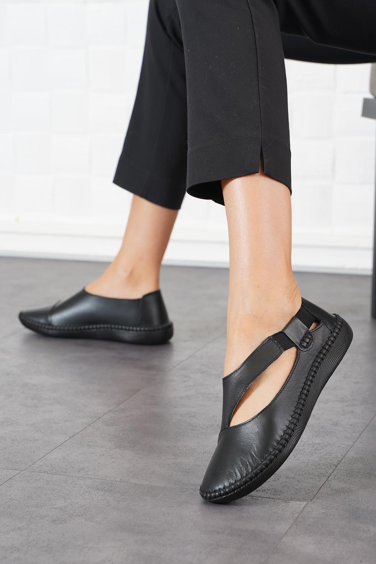 

Женские модные балетки на плоском каблуке Cesa, черные кожаные туфли с резиновыми окнами по бокам 38