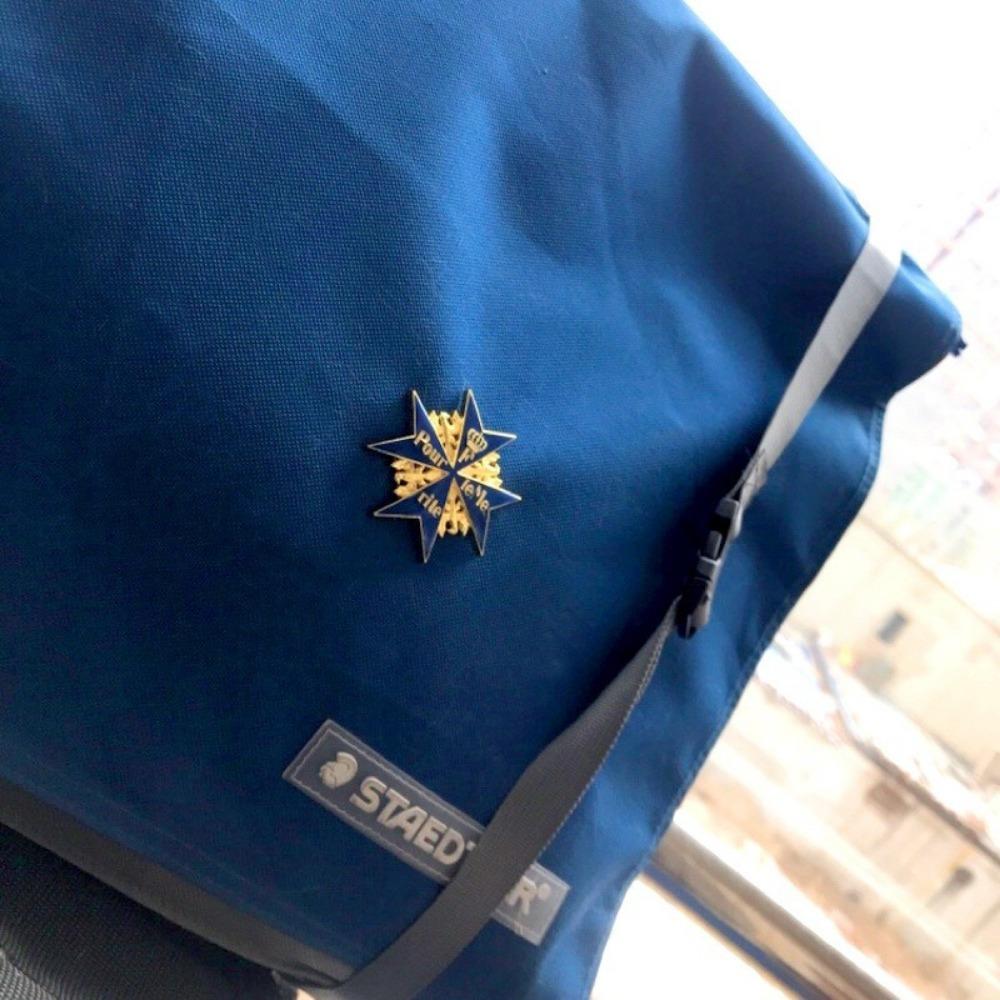 1pc Prussia Blue Cross Brooch Badge Crown Eagle Brooch