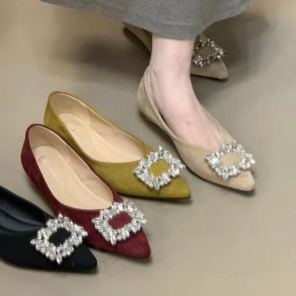 French beautiful rhinestone buckle pointed head shallow mouth single shoes 2025 new temperament versatile thick heel commuter ladyshoes