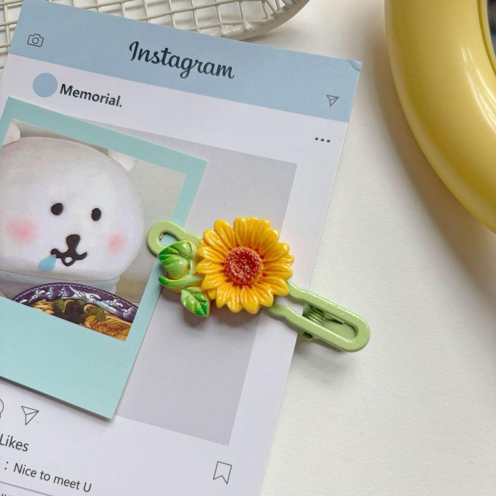 Sunflower Cartoon Hair Clip - Cute & Stylish for Girls & Couples