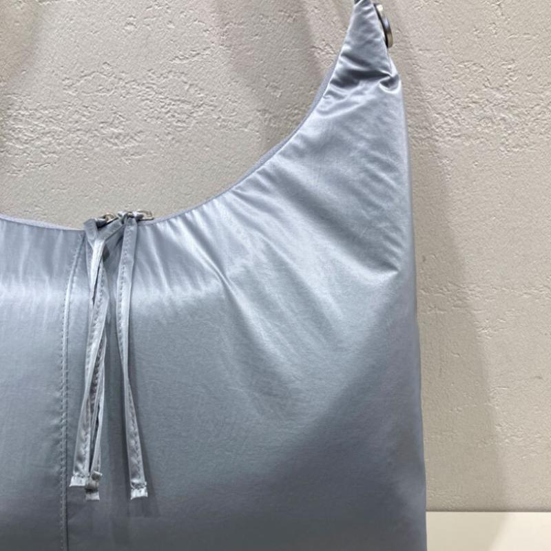 New Balance Glossy Tassel Big Shoulder Tote Bag Nbgcfsw107 Silver
