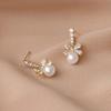 Pearl Bow Earrings Women's Summer Sweet Zircon Stud Earrings Super Flash's Silver Needle Earrings Design Sense Niche Temperament