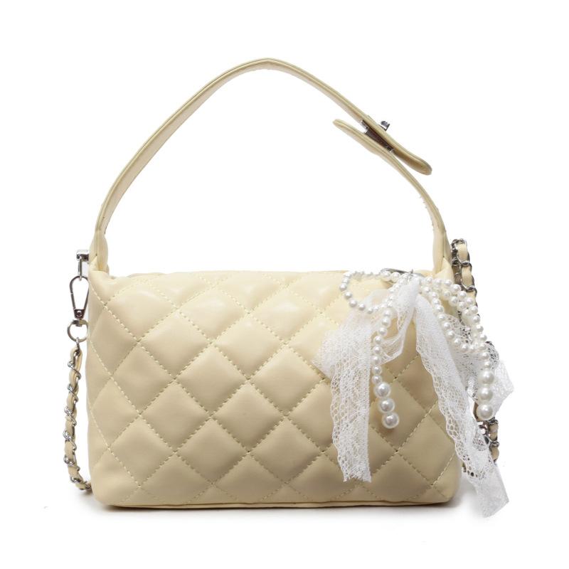 Popular wholesale high-end small fragrance temperament portable pillow bag women's light luxury diamond chain versatile messenger bag