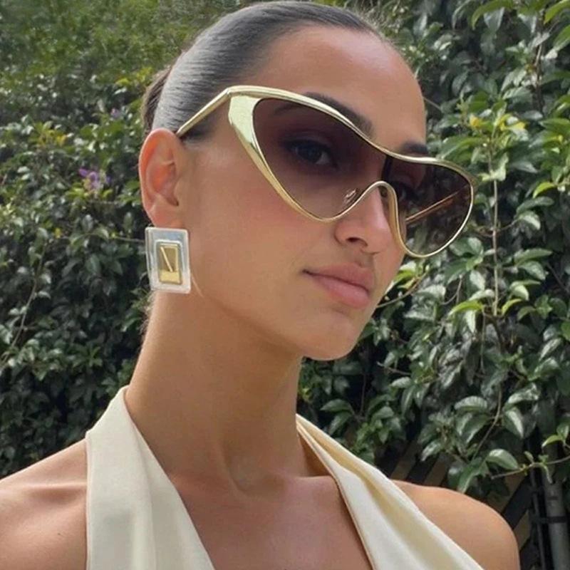 Fashion Metal One Piece Cat Eye Sunglasses Premium Trendy Designer Punk Popular Metal Eyeglasses Stylish