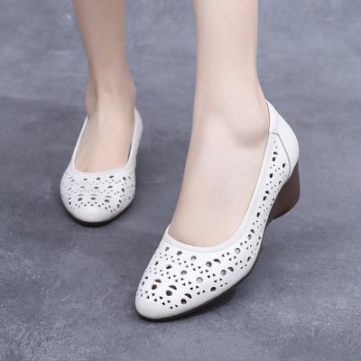 New Summer Genuine Leather Sandals Women's Heeled Mother's Shoes Holes Non-slip Hollow Single Shoes Soft Sole Retro Leather Shoes