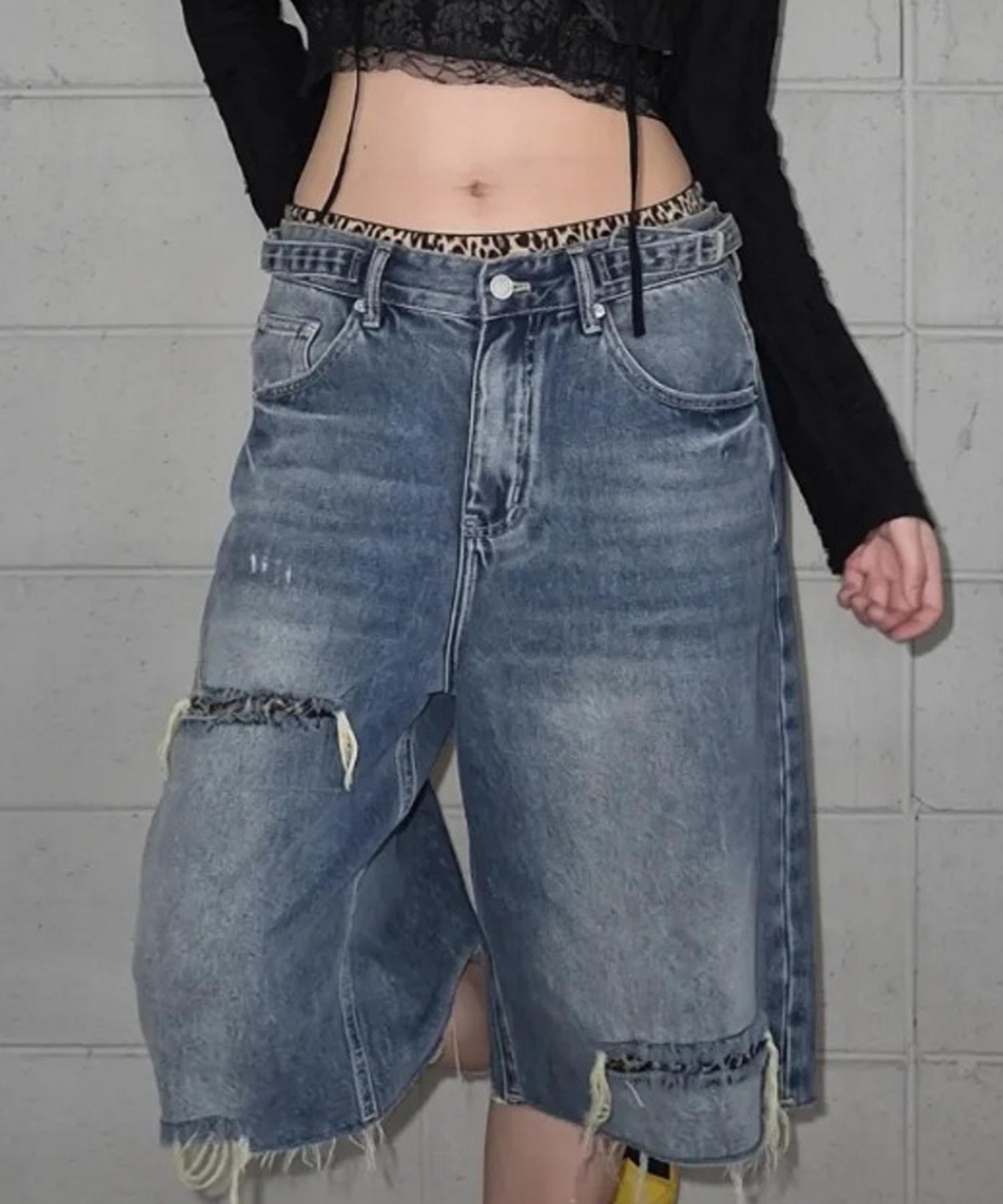 UNKNOWN PLANET Leopard Patch Distressed Denim