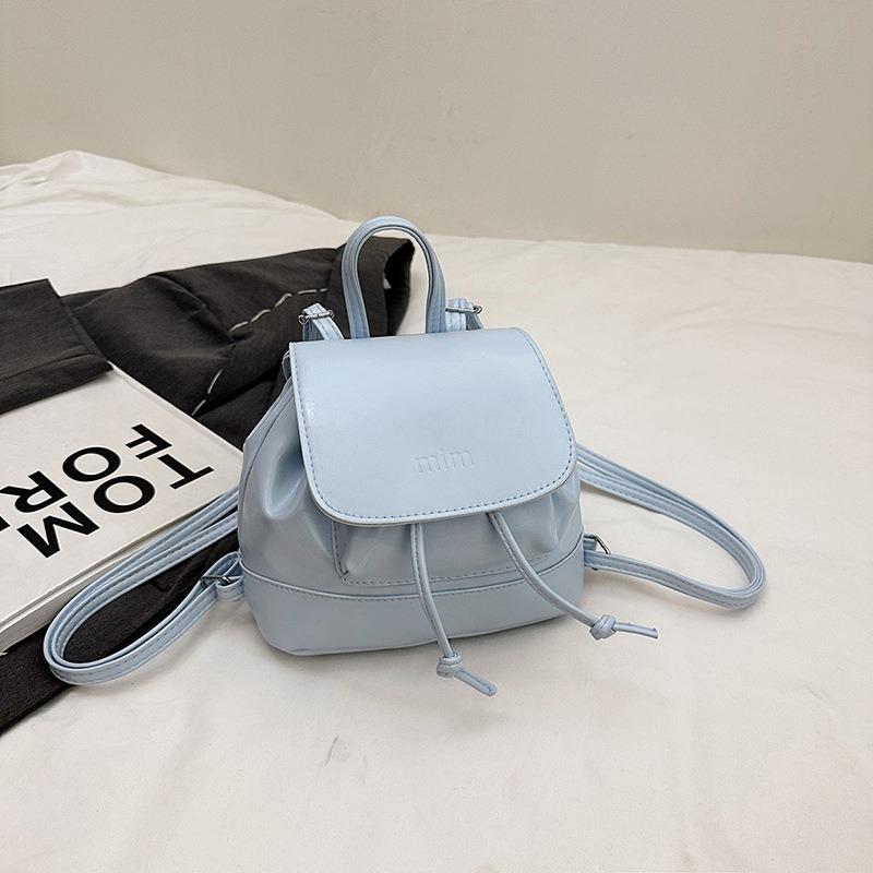 

Simple and versatile niche design women s backpack new popular casual small backpack fashion travel small schoolbag