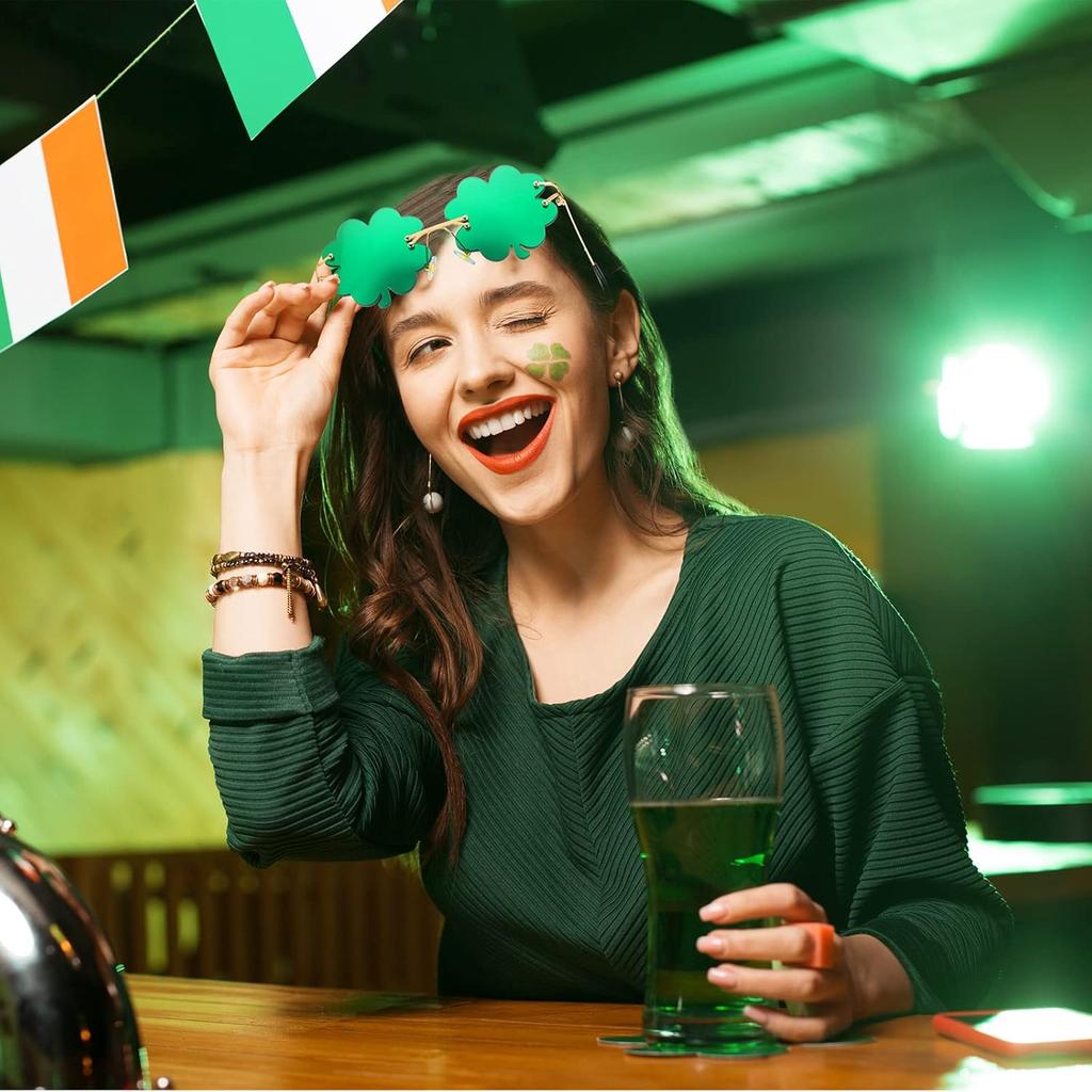 4 pary St. Okulary z koniczynką na Dzień Świętego Patryka Okulary do kostiumu skrzata Zielone Okulary Przeciwsłoneczne Zielone Akcesoria dla Kobiet i Mężczyzn