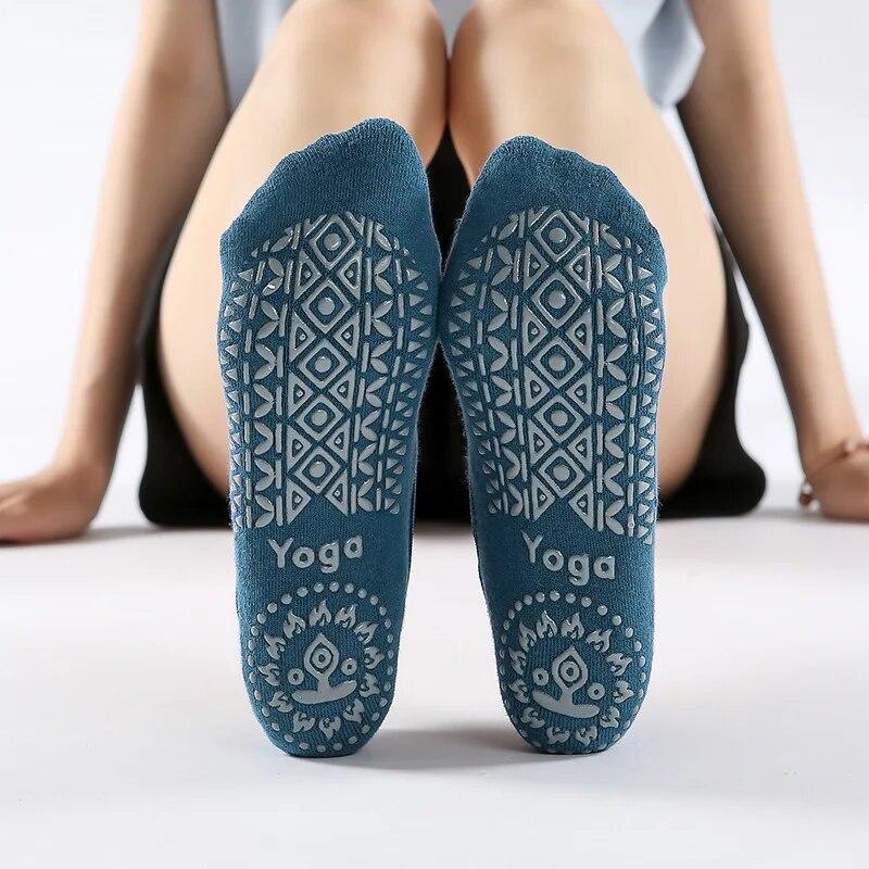 Non-Slip Bandage Yoga Socks for Women Cotton Ballet Dance Pilates Workout Grip Socks Gym Running Sport
