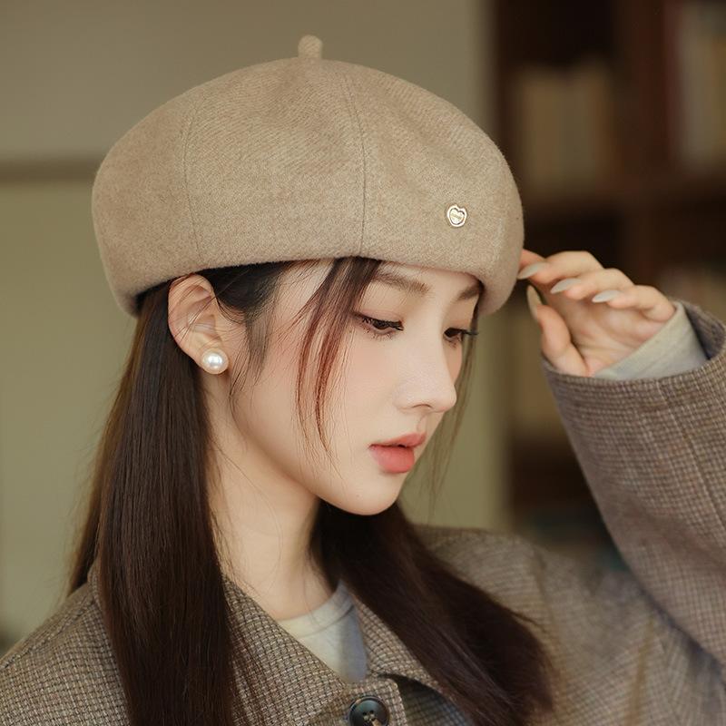 Autumn and Winter Retro Love Beret Hat Women's Warm Octagonal Hat Painter Hat