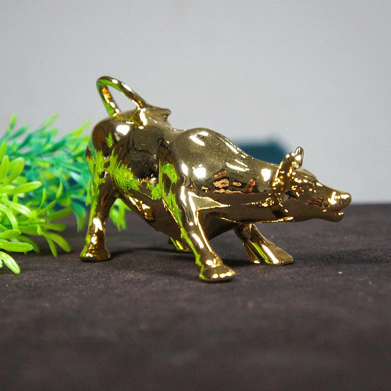 Legierte Wall Street Bull Skulptur Bürointerieur Desktop Feng Shui Glücksornamente Nordische Heimdekoration Tierfigur