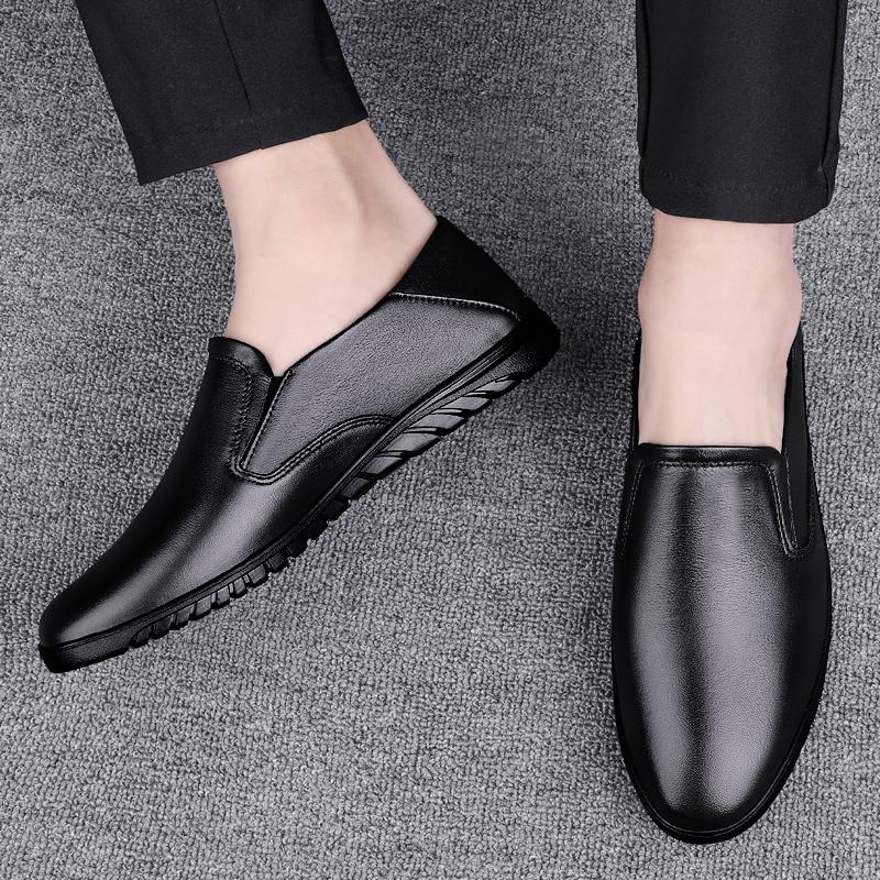 Fashion Genuine Leather Men Shoes Trendy 2024 New Casual Slip on Formal Loafers Men Moccasins Italian Black Male Driving Shoes Sneakers