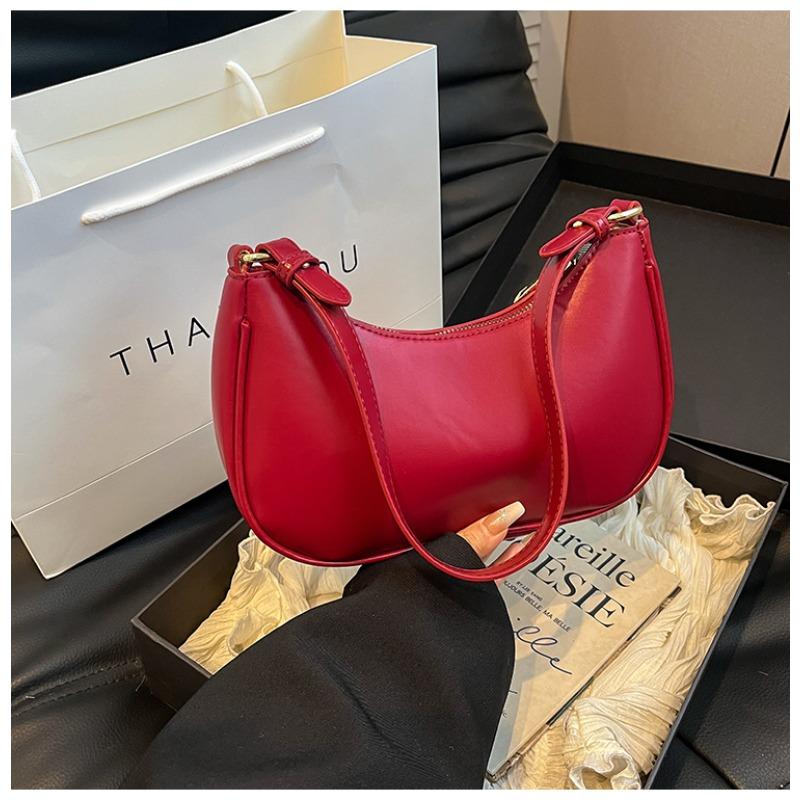 High-end Niche Bag Women's Autumn and Winter Retro New Fashion Chain Crossbody Shoulder Armpit Bag