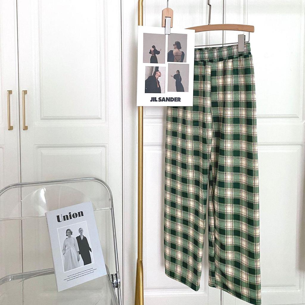 Women's High-Waisted Fleece-Lined Wide-Leg Plaid Pants for Autumn and Winter