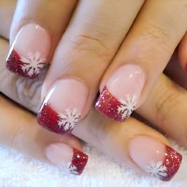 

Christmas Press on Nail Short Square False Nail Glittering Snowflake Nail Art Manicure Quick and Easy Wear for Women 1