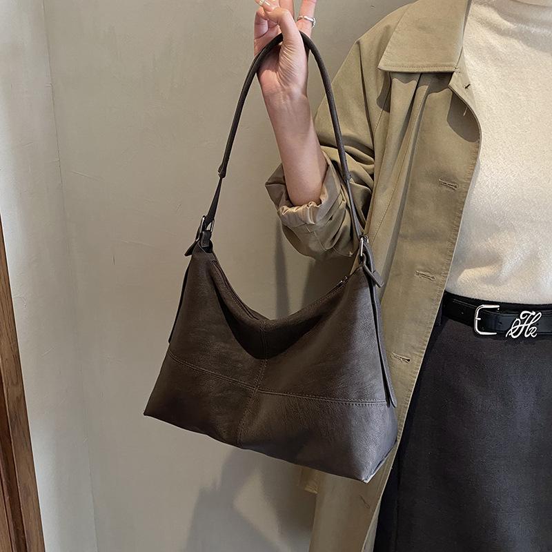 PU Shoulder Bag Women Fashion Hobo Bag With Minimalist Design Soft Texture Handbag Everyday Use