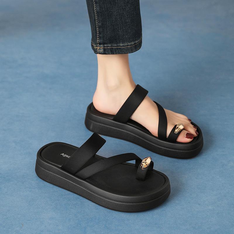 Pinch slippers New summer with skirt thick-soled sandals
