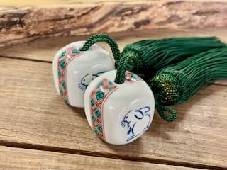 Kutani "Wind Chime" White Rabbit Red-painted Small Pattern