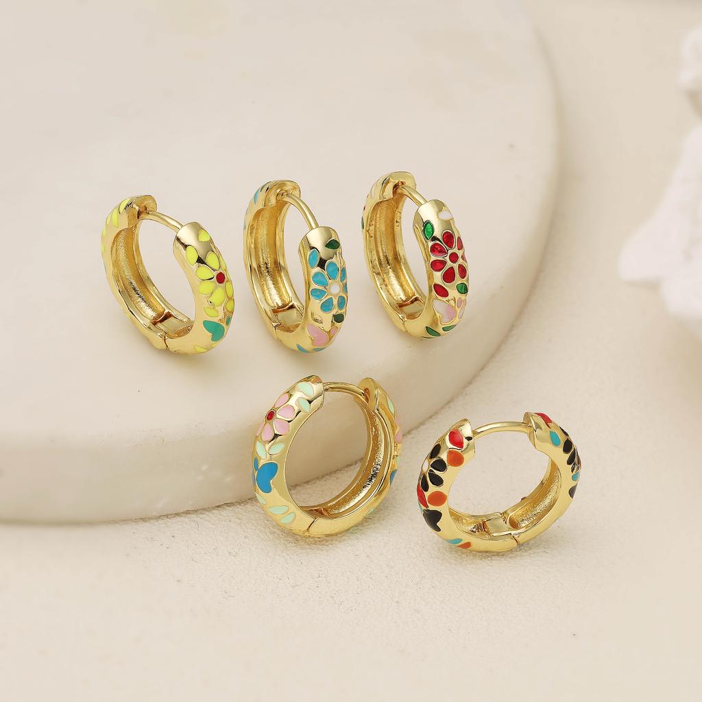 HECHENG, Enamel Dripping Oil Bohemian Style Colorful Flower Pattern Golden Earrings Neutral Women's Zircon Gift 1 Pair
