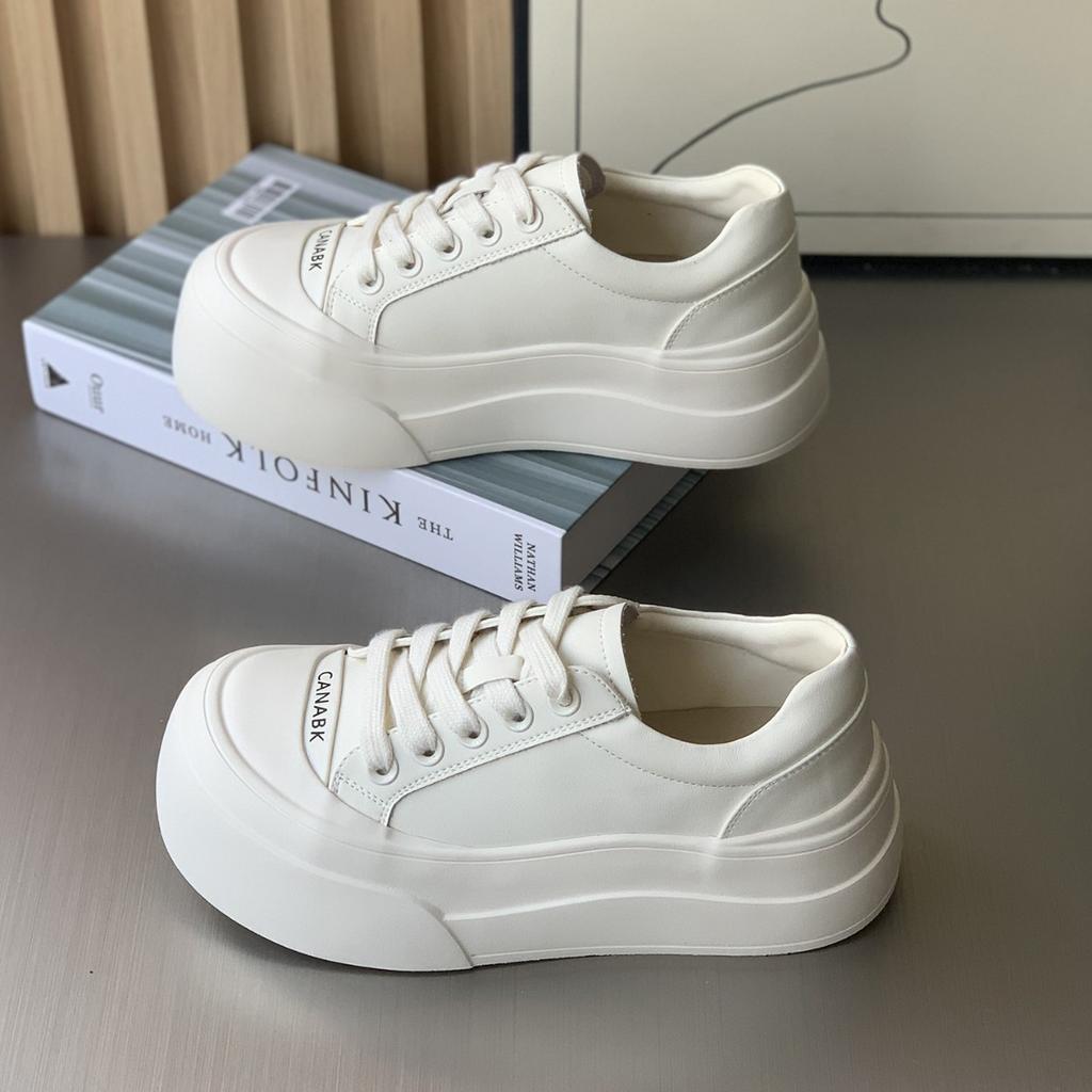 Plateau weiße Schuhe Damen Herbst neu Leder vielseitige Damenschuhe runde Spitze Schnürer lässige Sport-Board-Schuhe