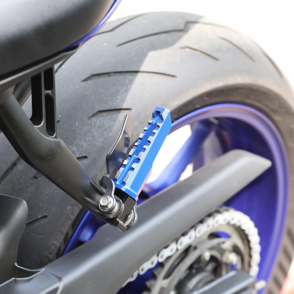 Motorcycle Foot Pegs 360°Roating Fit For YZF R7-2024 2025 All Year Rear Passenger Footboards Footrest Pedal Foot Pegs 2025 R7 Accessories 2024 R7