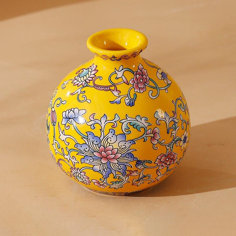 Small Ceramic Vase for  Handmade Elegant Vintage Chinese Painting  Enamel Glazed Porcelain Decorative Vases for Office Home