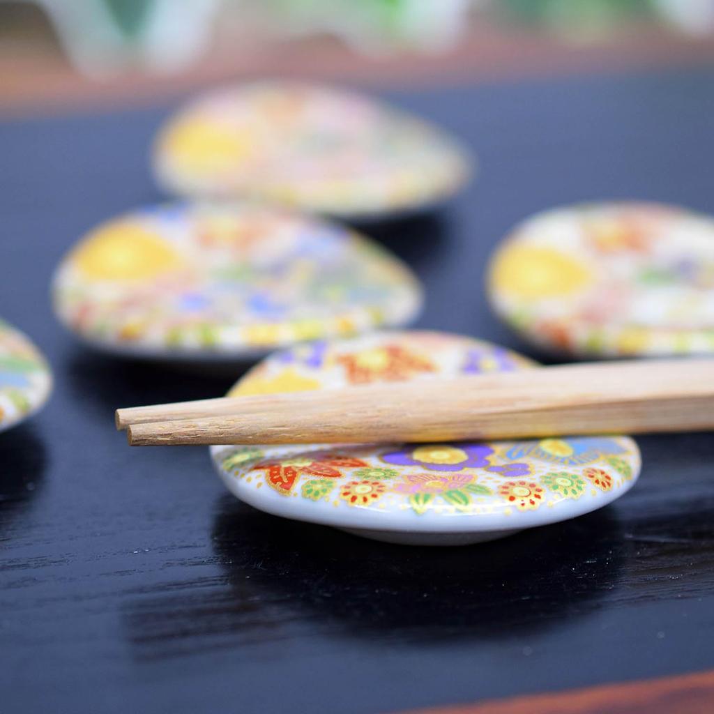 Waza No Kura Chopstick Rests, Stylish Set of 5, Kutani Ware, Flower Pattern, Ceramic, High-Quality, Japanese Tableware, Cutlery Rest, Made In Japan