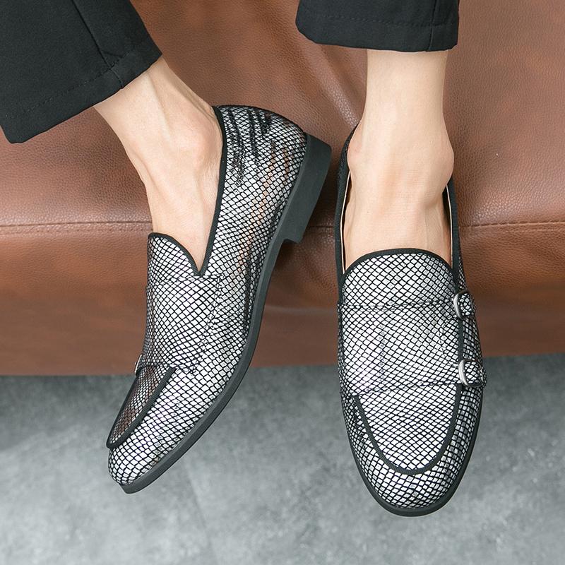 Fashion Luxury Golden Snake Skin Pattern Metal Buckle Design Men Comfortable Soft Flat Bottomed Round Toe Driving Leisure Loafer Shoes