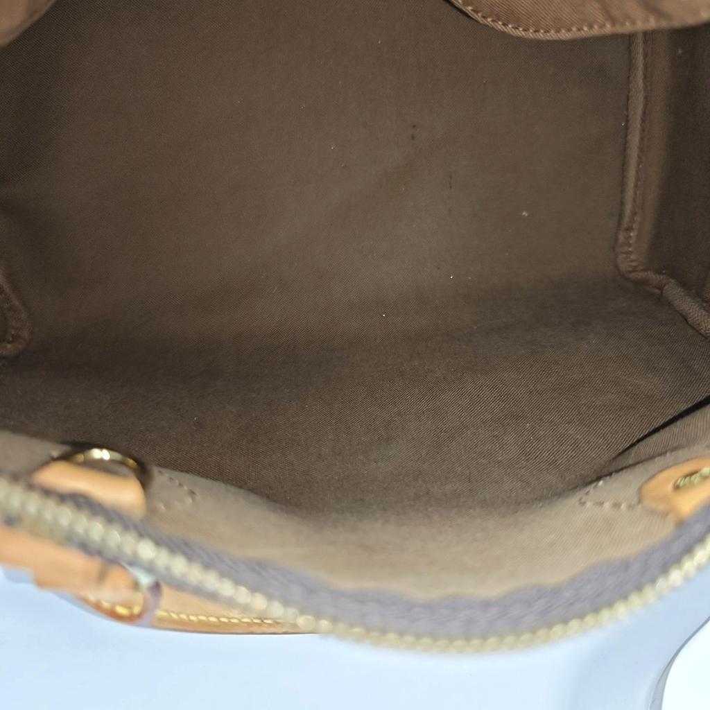 [Použité] Speedy 30 Elegantní Kompaktní Módní Dojíždějící Klasický Monogram Potahovaný Plátno S Koženým Lemem Polštářová Taška - Dobrý #1AWJA1L