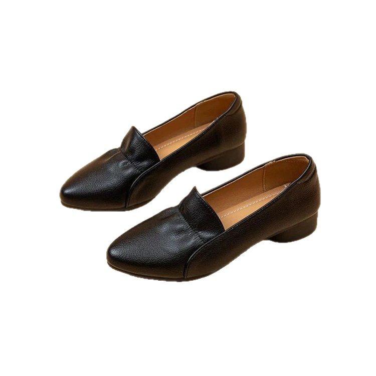 Soft Leather Popular Leather Shoes Women's 2025 New Soft-soled Shallow Mouth Flat-soled Pointed Mother Versatile Comfortable Doudou Women's Single 
