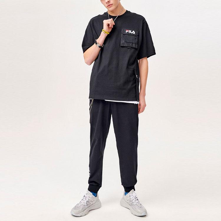 FILA Fusion Multi-Pocket Printed Round Neck Pullover Short Sleeve T-Shirt Men T-Shirts Black T11M123106FBK
