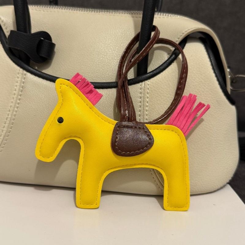 Mode PU Leder Mini Pony Anhänger Damen Tasche Hängende Dekoration Zubehör Cartoon Pferd Schlüsselanhänger Auto Schlüsselanhänger Geburtstagsgeschenk