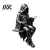 Zittend Magere Hein Model Gotische Dark Fantasy Figuur, Lezend Met Kap Standbeeld, Halloween Beeldje Hars Skelet voor Boekenplank Huis