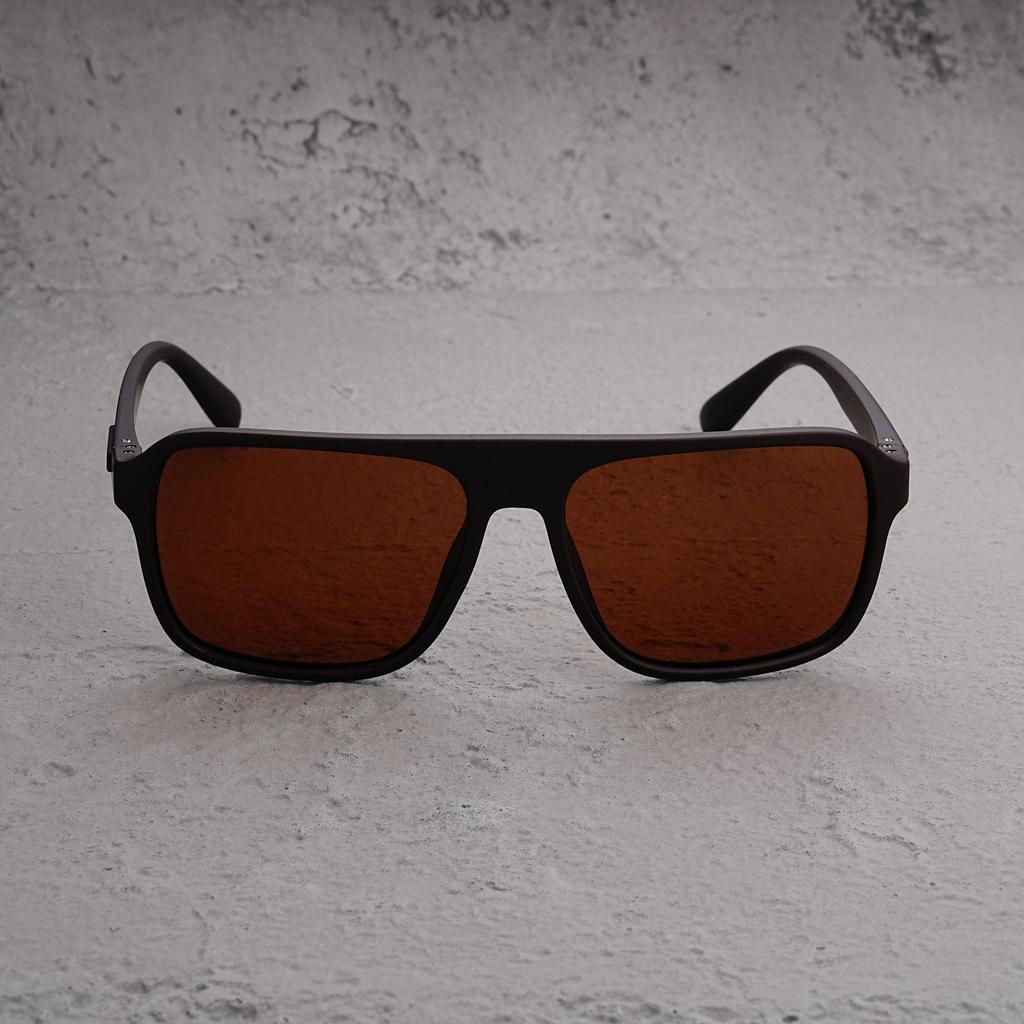 Pilot Men's Polarized Punk Style Sunglasses - Lightweight Sports Driving with Spring Hinges and Sun Protection.