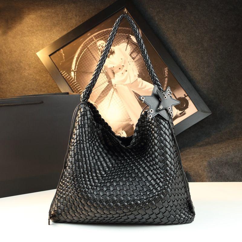 Woven big bag new fashion leather women's bag fashion trend large capacity shoulder bag grid bucket bag