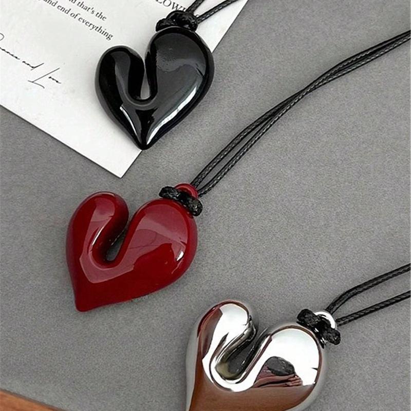1 szt. Koreański styl Ins Długi naszyjnik z łańcuszkiem z pompowanym blokiem miłości, prosty i wszechstronny, wysokiej klasy naszyjnik z wisiorkiem w kształcie serca dla kobiet