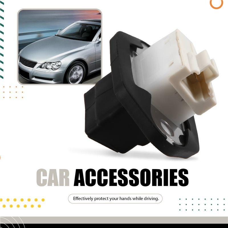 84945-0P010 Car Tailgate Switch Trunk Lid Opening Button For Toyota Reiz 2005-2010 849450P010