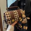 Fashionable Small Batch Diamond Check Handbag 2023 New Winter Shoulder Crossbody Bag
