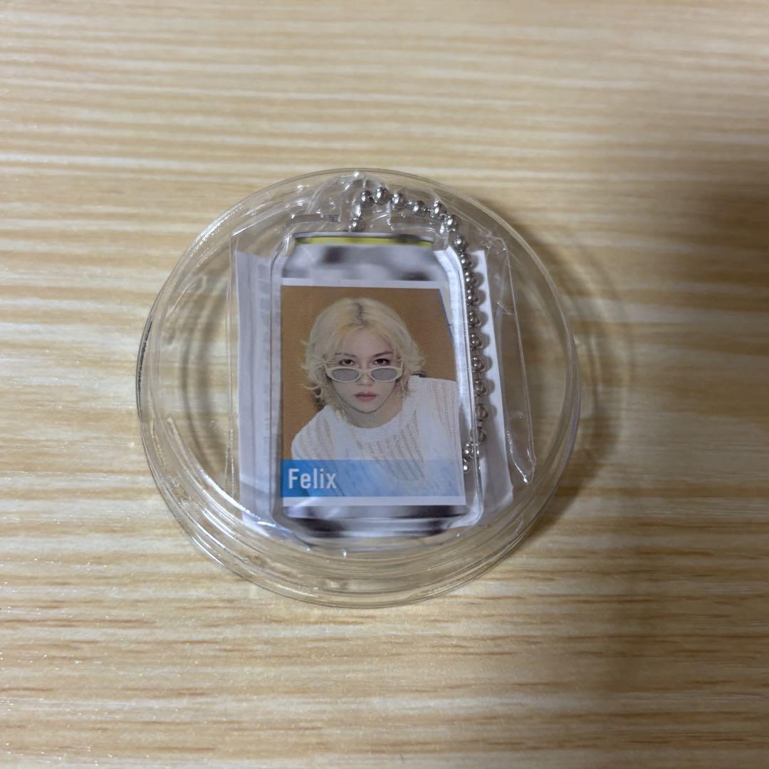 

[USED] Felix Lemon Squash Acrylic Keychain