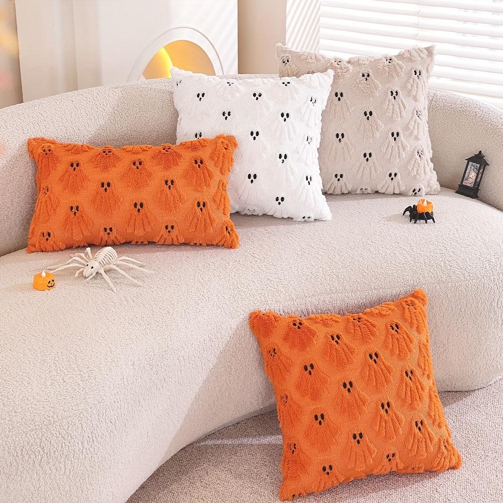 Halloween White Ghost Pillow Covers with A Little Ghost Pattern Fall Cushion Cover 45x45cm Holiday Decor for Sofa Living Room