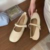 Fashion Female Soft Footwear Buckle Strap Ladies Flats With Shoes 2025 New Fashion Shallow Women Flats Mary Janes Lolita Shoes