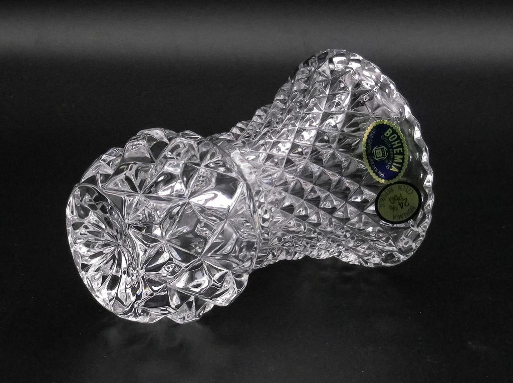 Böhmisches Glas Mini-Vase "Kreuz"